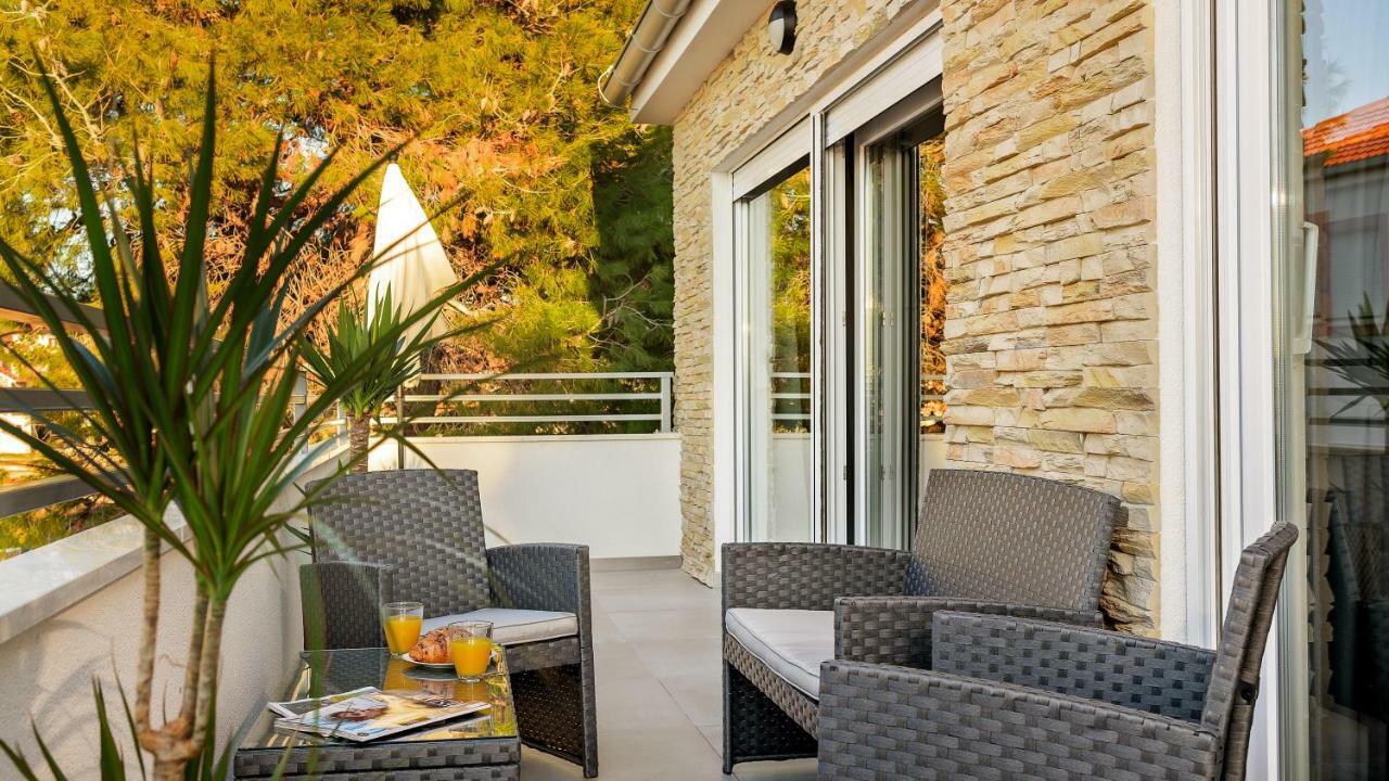 Sun & Salt Apartments Bibinje Exterior foto